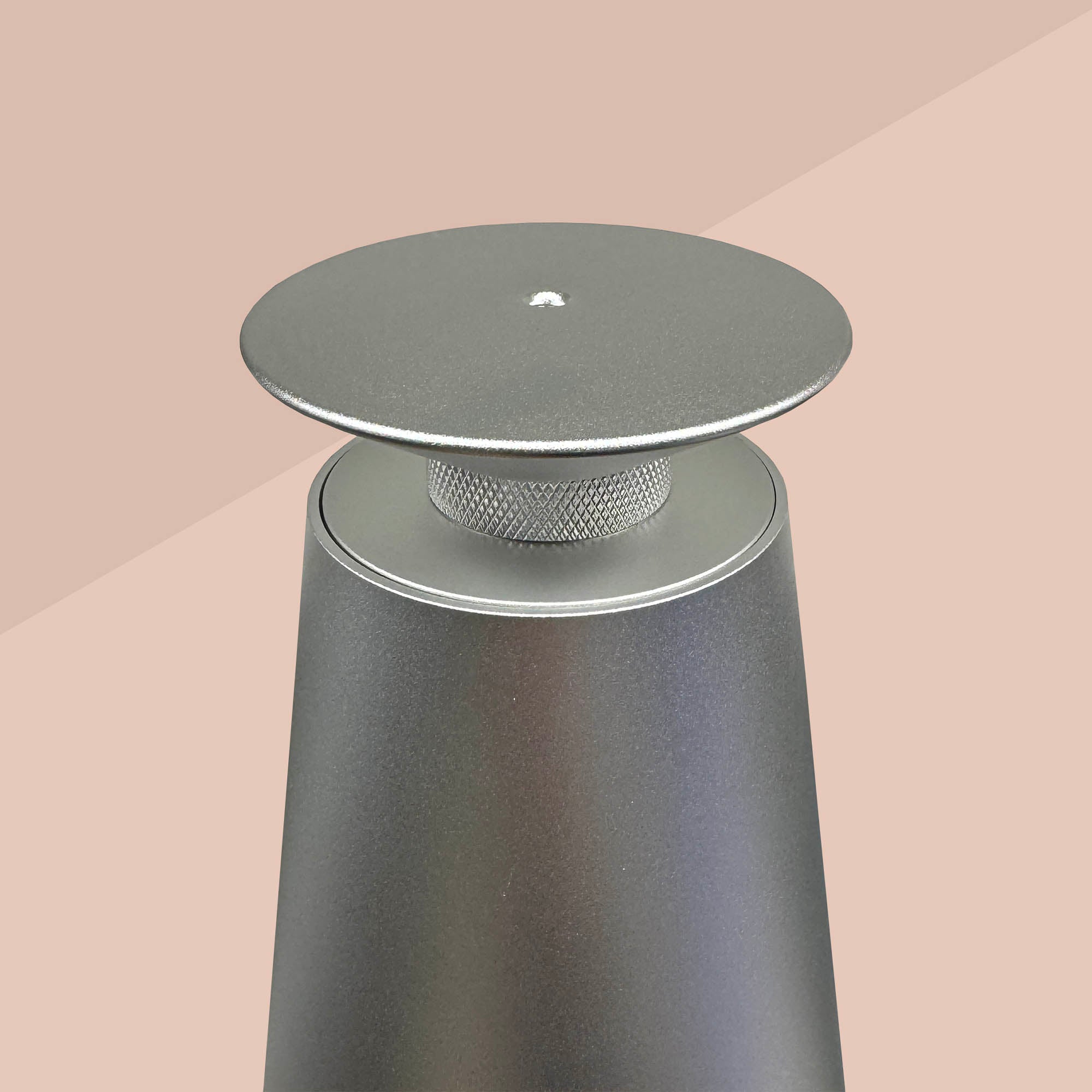 Triad Aroma Amber diffusore elettrico per ambienti con oli essenziali dettagli