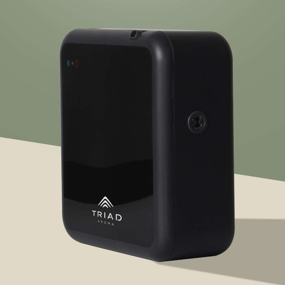 Triad Aroma diffusore elettrico per ambienti con oli essenziali Ruby nero