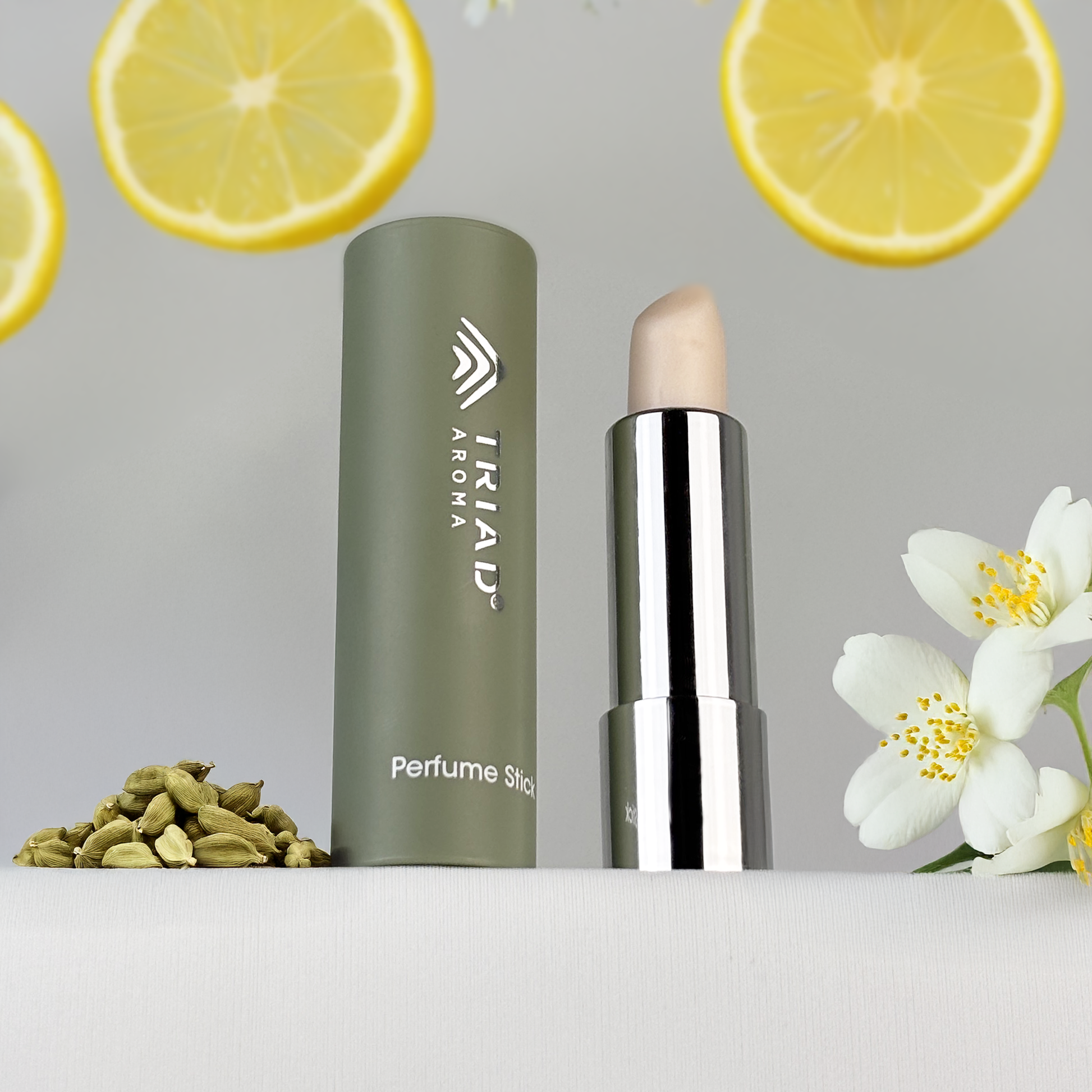 Triad Aroma The Perfume Stick Noble 1 aprire