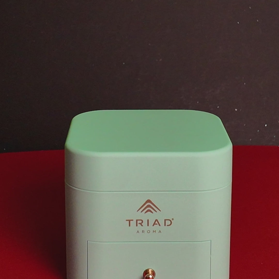 Carica video: Idea Regalo - Fiore Profumato in Scatola Blu + Olio Profumato 20 ml